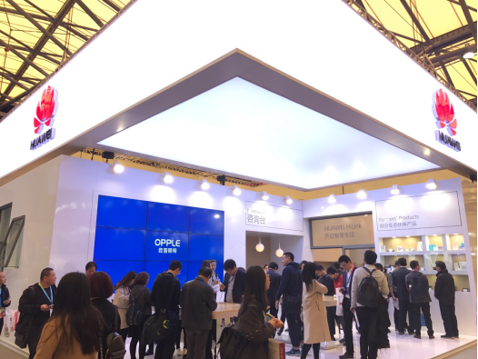 歐普照明攜手華為亮相AWE 共創智能家居生態